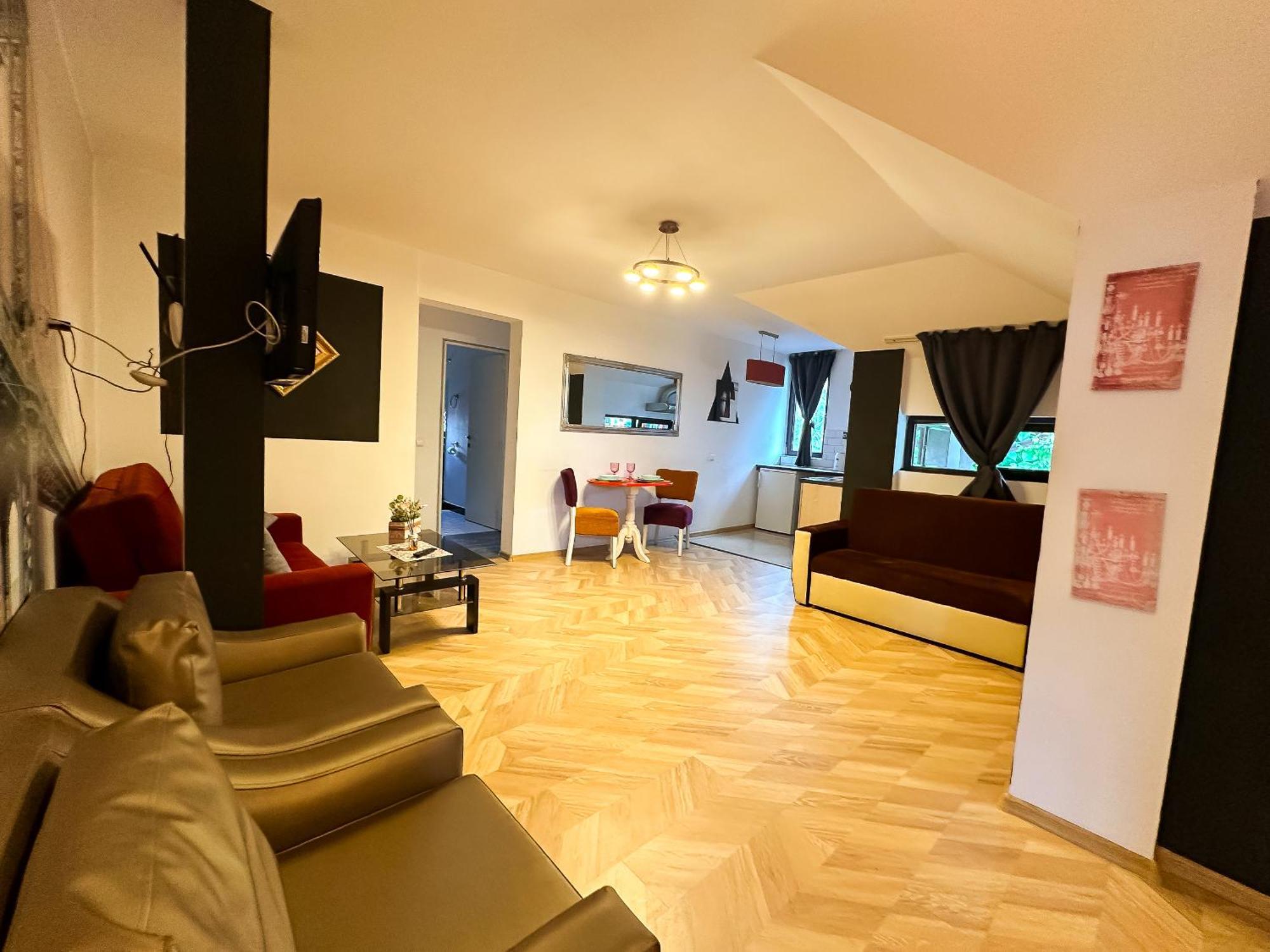 The Vintage - Wonderful Apartment In Best Location Craiova Eksteriør bilde